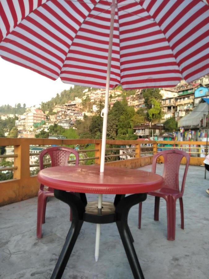Lotus Homestay Dardzsiling Kültér fotó